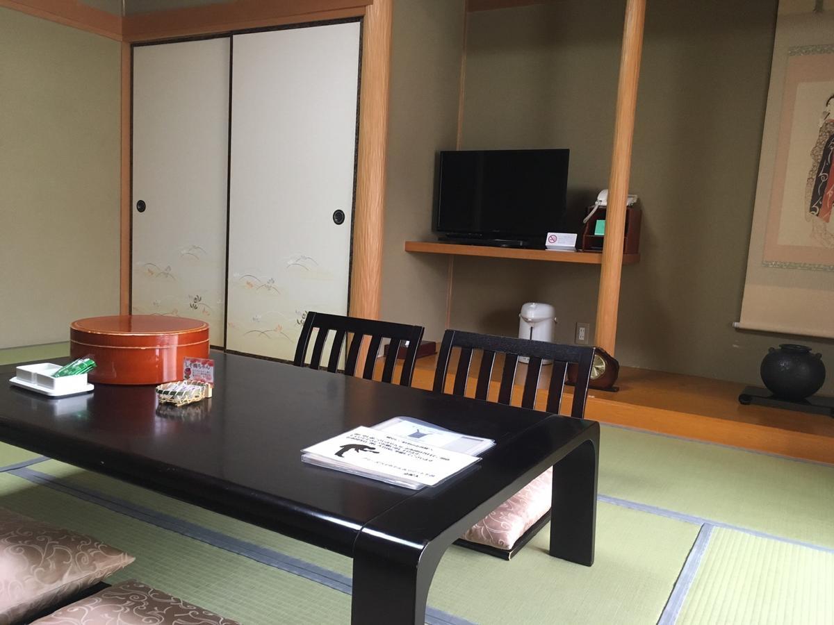 Breezbay Hotel & Resort Gero Rom bilde